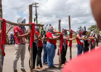 tragédia, tragédia violenta, execução em massa