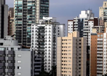 crescimento, em réaler, setor imobiliário, mercado imobiliário, expansão.