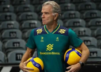 treinador vitorioso, bicampeão, olímpico;