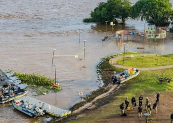 temporais, precipitações, tempestades;