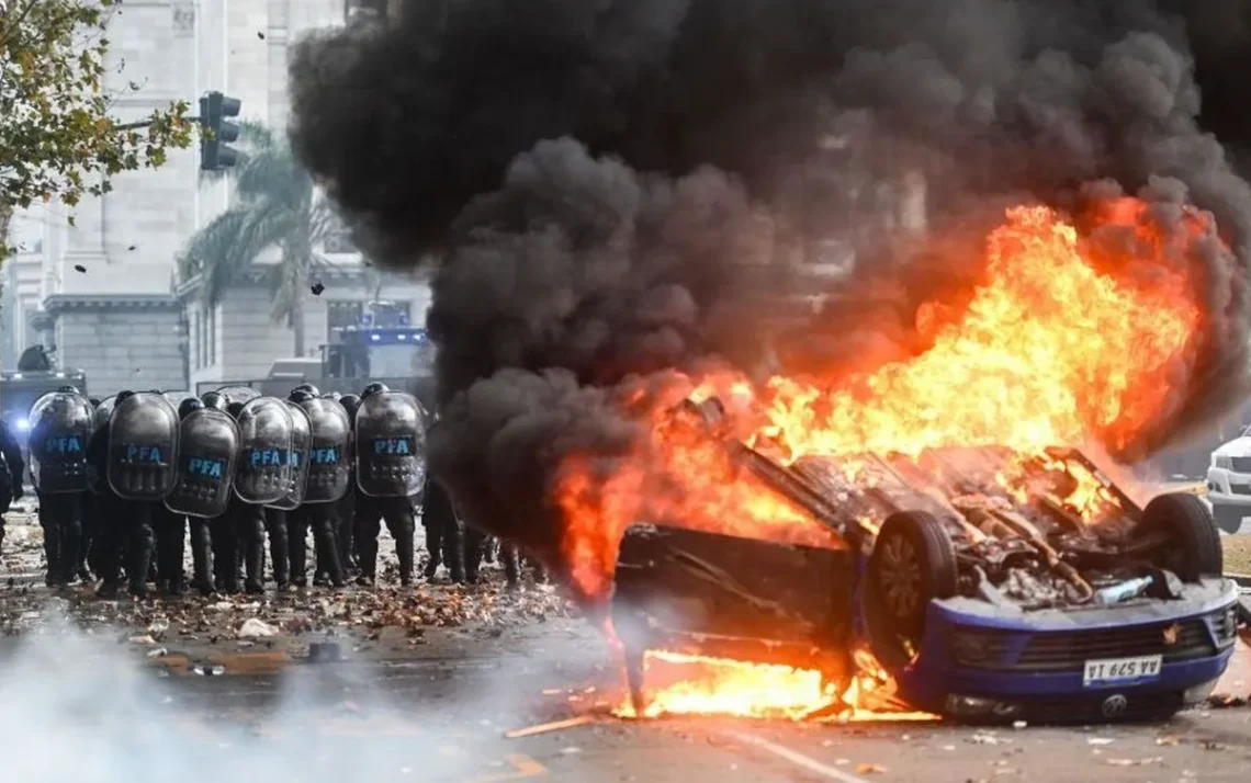 Manifestação, Lei, de Bases, Pontos, de Partida, Liberdade dos Argentinos, Projeto, Lei;