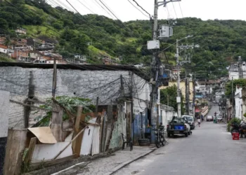 Endereçamentos, Localizações, Moradas;