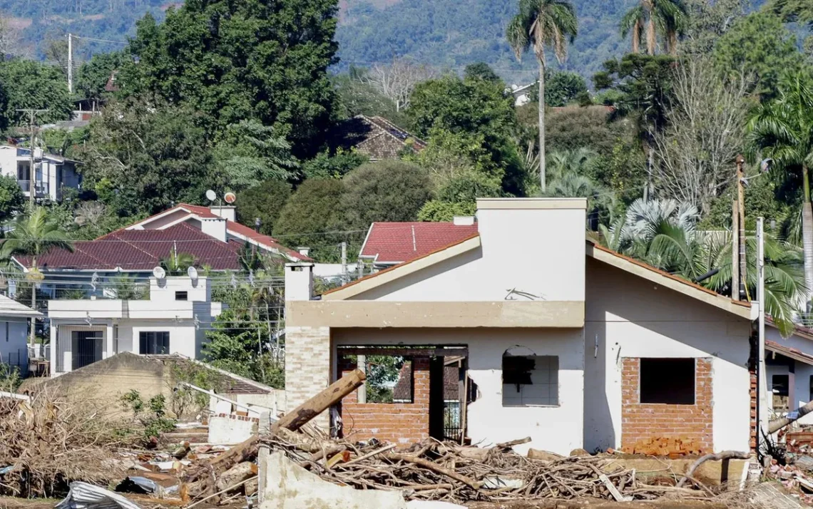 benefício, recurso, programa;