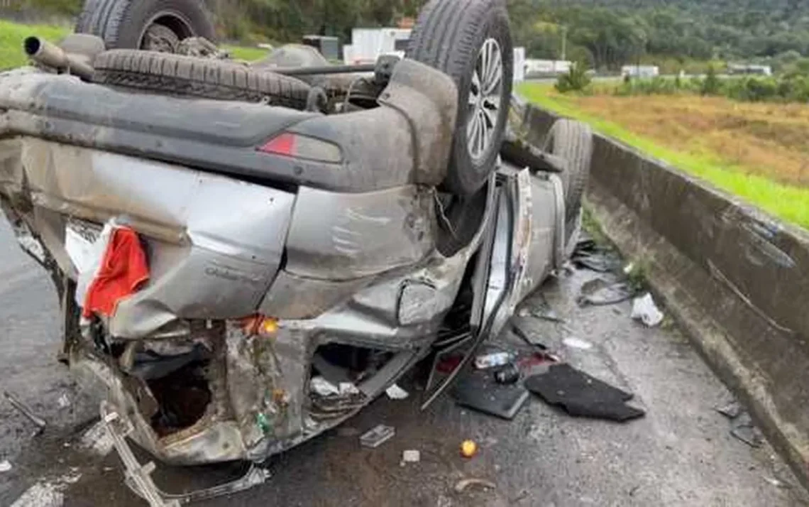 incidente, colisão, sinistro;