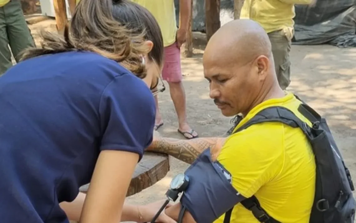 Assistência, Cuidado, Atenção;