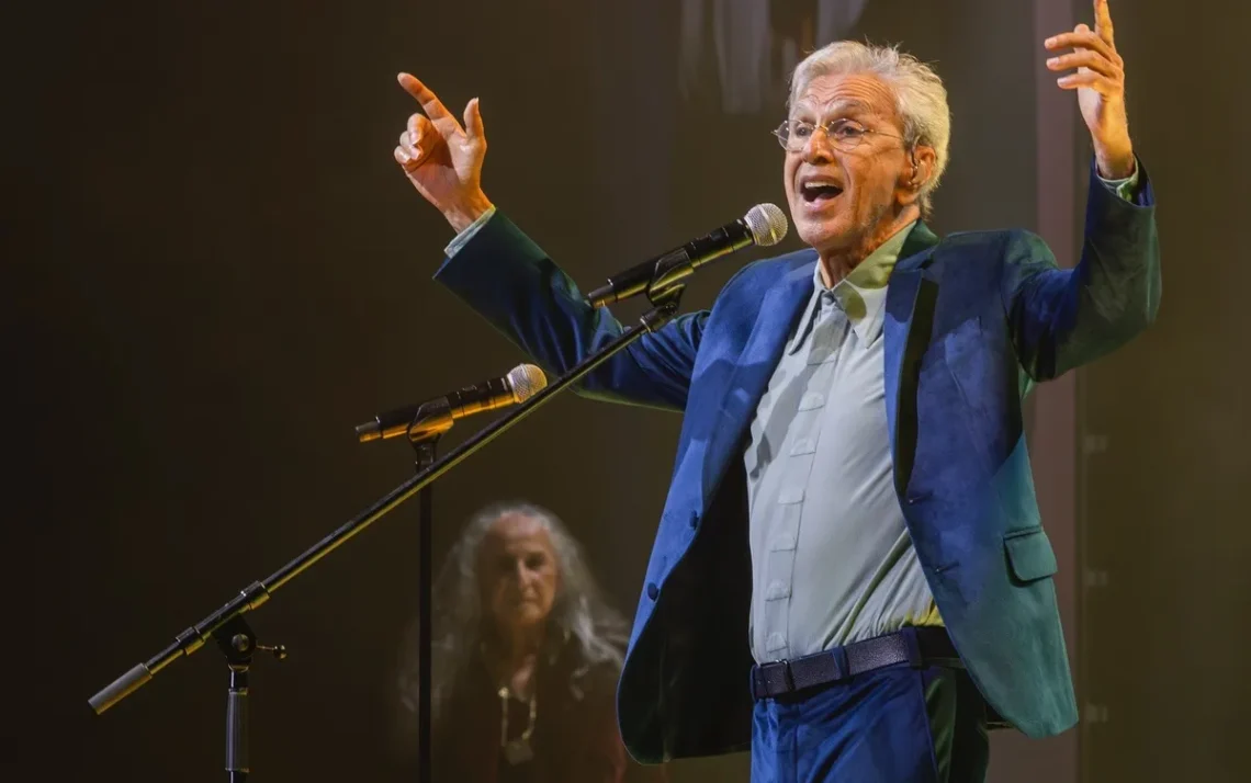 Caetano Veloso responde questão do Enem na qual é citado Questão 33 da prova VERDE — Foto: Reprodução Enem 2024: correção da questão de Português sobre Coisa de Caetano Veloso - Todos os direitos: © G1 - Globo Mundo